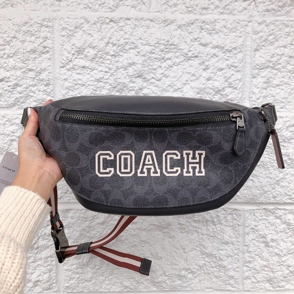 Coach CB912 Warren Belt Bag In Signature Canvas In QB/Denim/Chalk